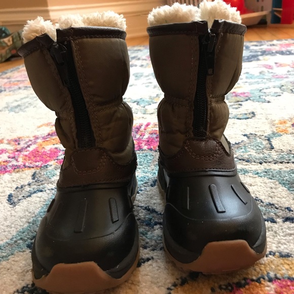 carters boys snow boots